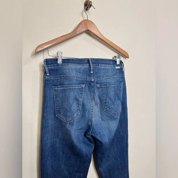 MOTHER High Waisted Rascal Ankle Fray Jeans In Wattcha got cookin’ - Picture 7 of 9